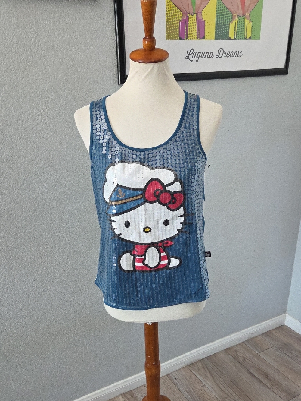 Hello Kitty Tank with Pink Bow Graphic Small